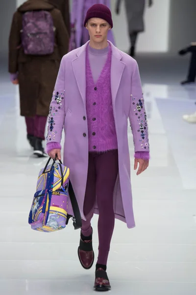 Look 47